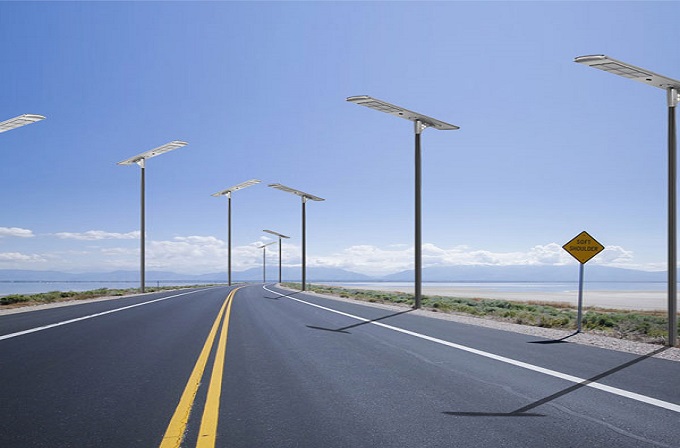 Otomatik güneş sokak ışık sistemi: daha yeşil ve daha akıllı topluluklar şekillendirme
